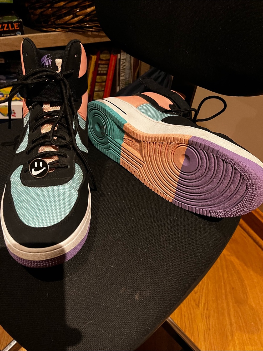 Nike Men’s High-Top Sneakers “have a Nike day” size 12 - Picture 4 of 10